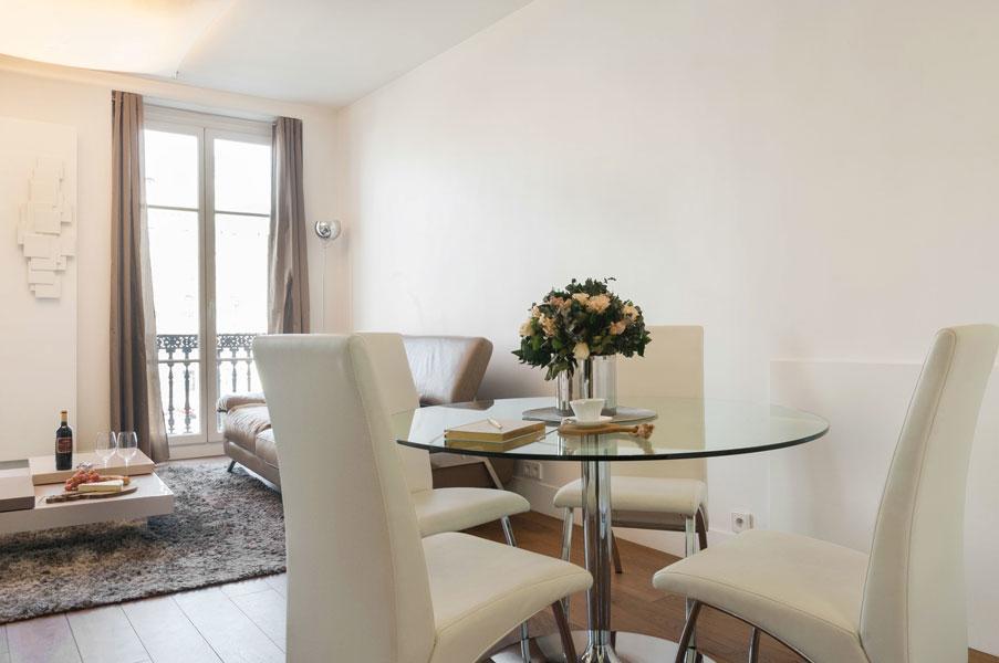 Two Bedroom Luxury Apartment - Balcony With View Of Notre Dame باريس المظهر الخارجي الصورة