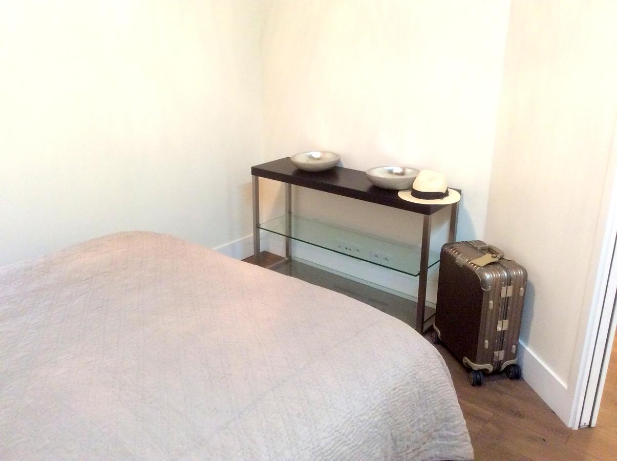 Two Bedroom Luxury Apartment - Balcony With View Of Notre Dame باريس المظهر الخارجي الصورة