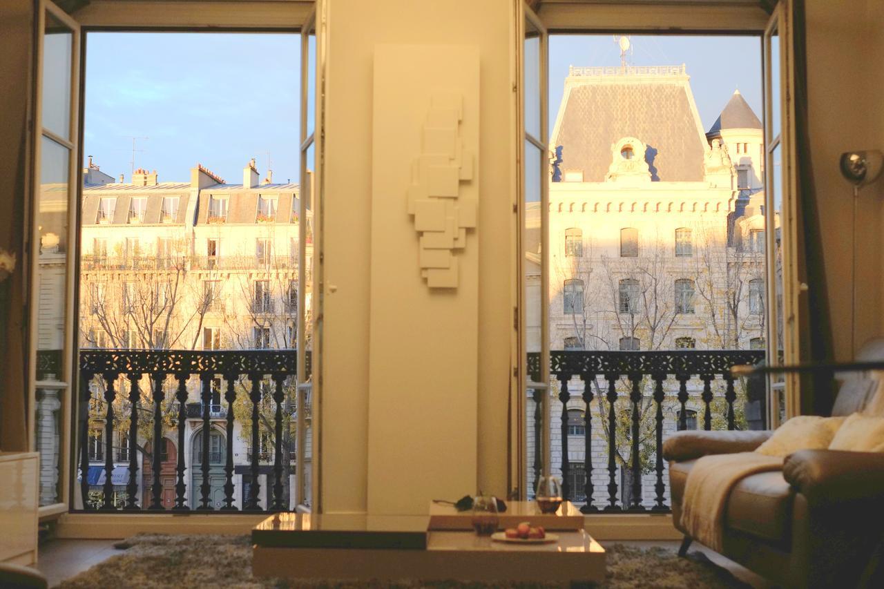 Two Bedroom Luxury Apartment - Balcony With View Of Notre Dame باريس المظهر الخارجي الصورة