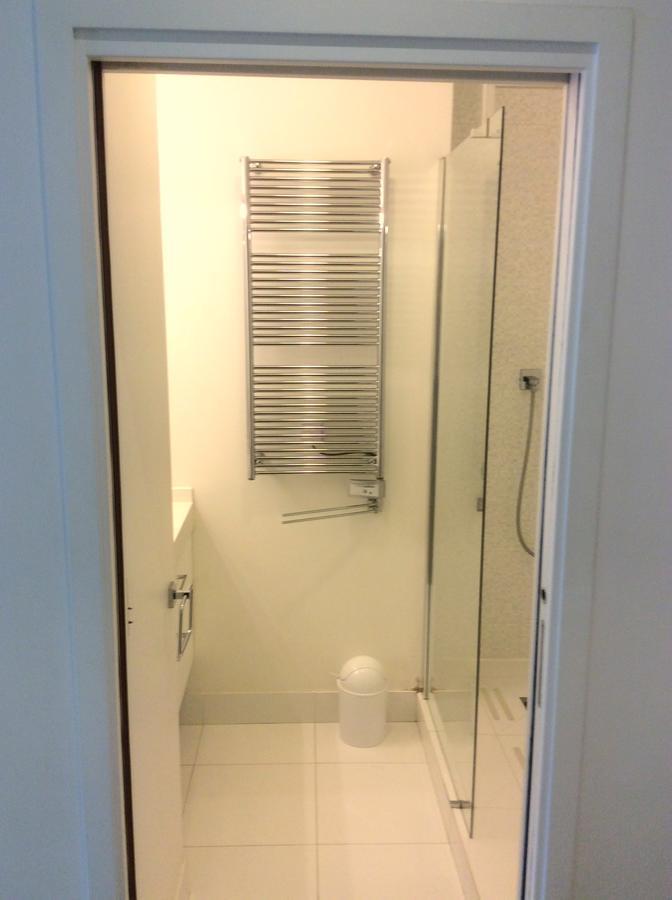 Two Bedroom Luxury Apartment - Balcony With View Of Notre Dame باريس المظهر الخارجي الصورة